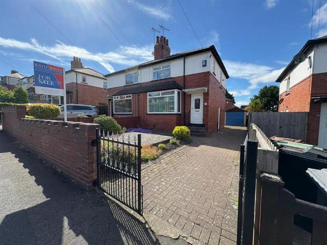 House for sale in Wortley, West Yorkshire