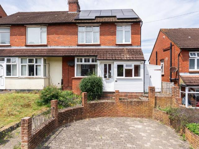 House for sale in Rose Hill, Pachesham Park