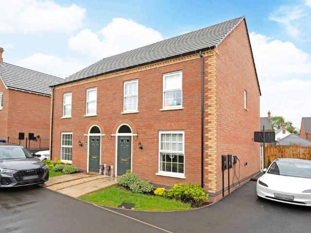 House for sale in Stanford On Avon, Leicestershire