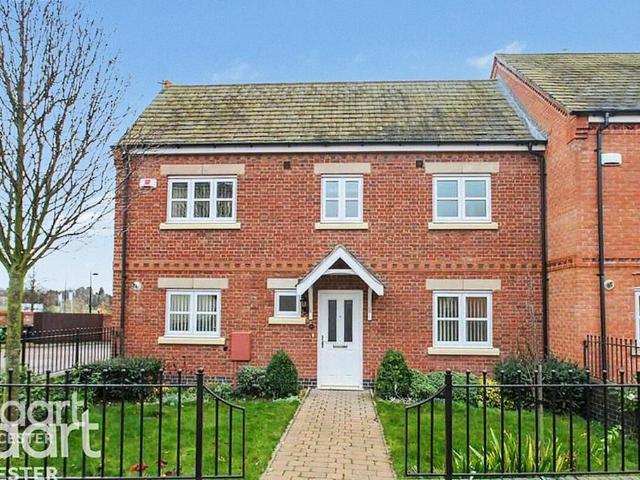 House for sale in Elmfield, Leicestershire