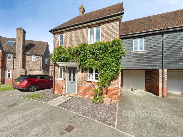 House for sale in Elvetham Heath, Hart