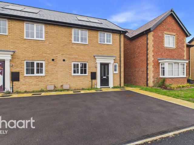 House for sale in Orchards Green, Barway