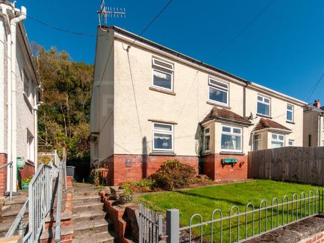 House for sale in Abercraf, Wales