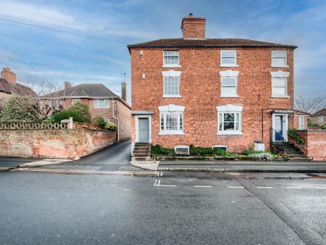 House for sale in Coleshill CP, Gun Hill