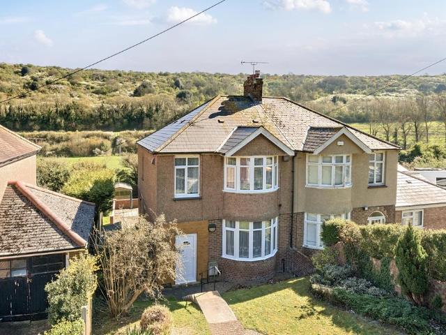 House for sale in Ash, Kent