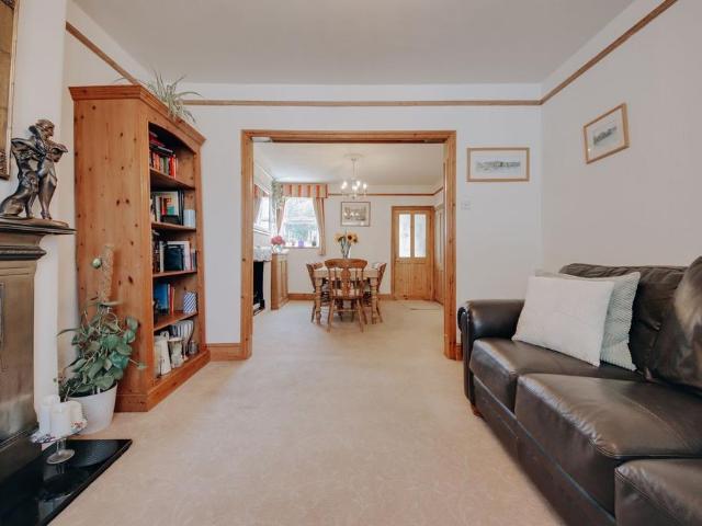 House for sale in Watford Heath, North Watford