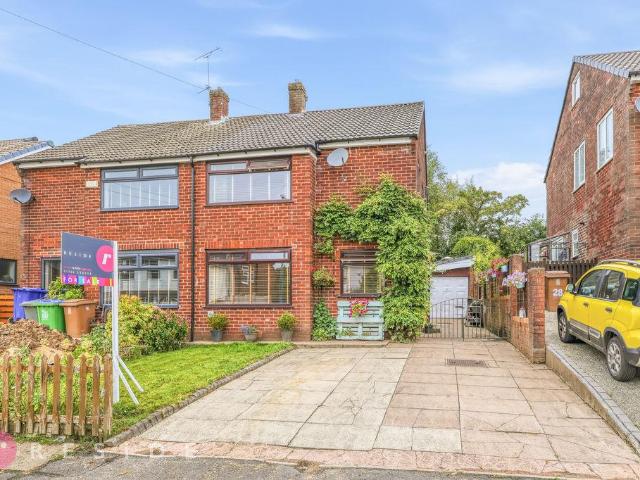 House for sale in Burnedge, Greater Manchester
