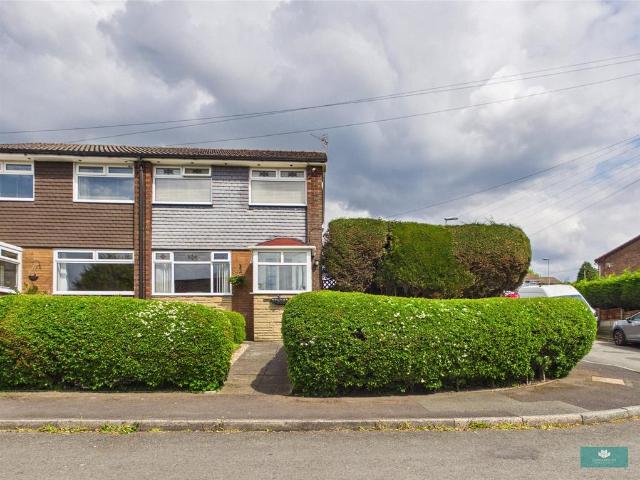 House for sale in Saddleworth, Pendock