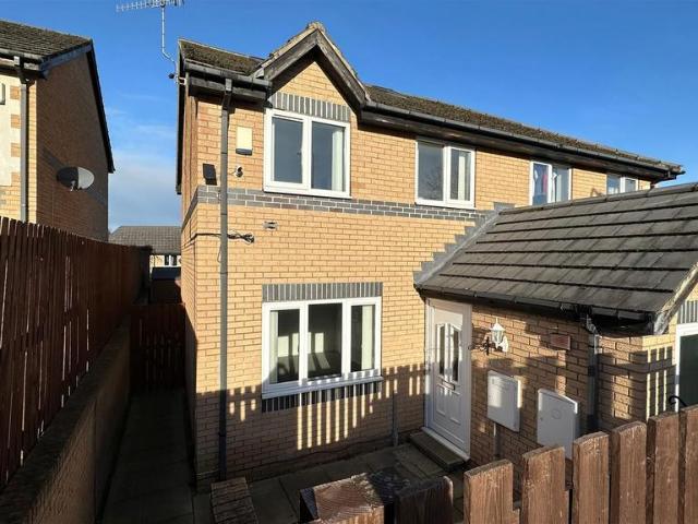 House for sale in Thorpe Edge, Bradford