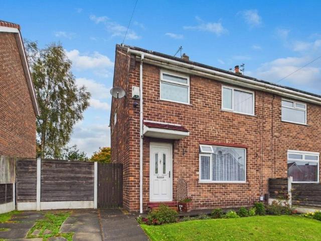 House for sale in Pendlebury, Salford