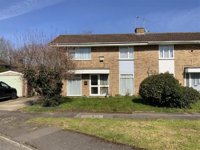 House for sale in Potterspury, Northamptonshire