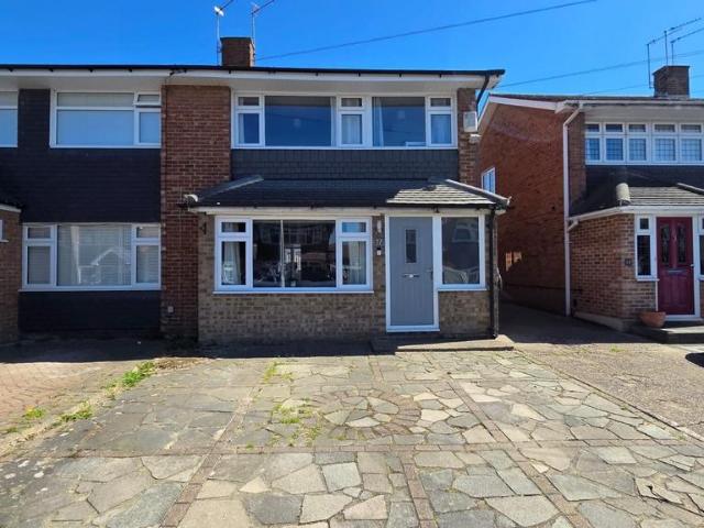 House for sale in Fleet Estate, Monks Orchard