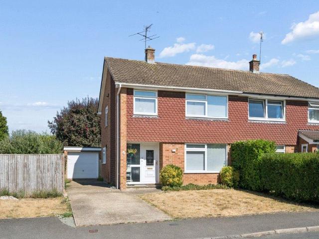 House for sale in Twyford