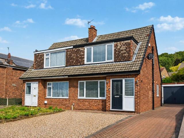 House for sale in Garforth, West Yorkshire