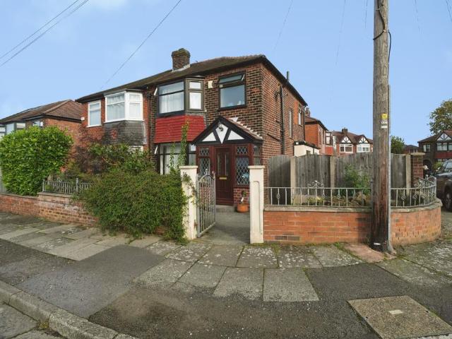 House for sale in Dales Brow, Salford