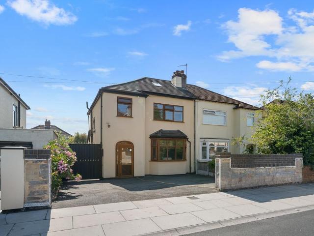House for sale in Calderstones