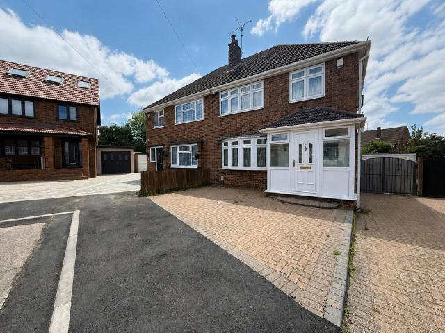 House for sale in Sundon Park, Luton