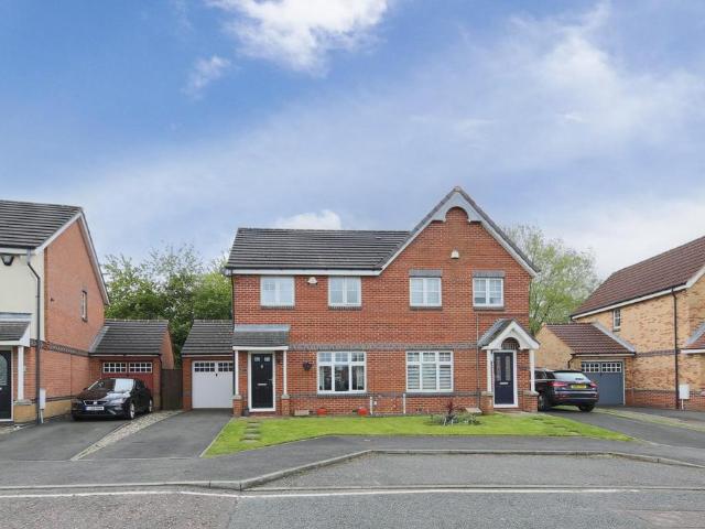 House for sale in Killingworth, Camperdown