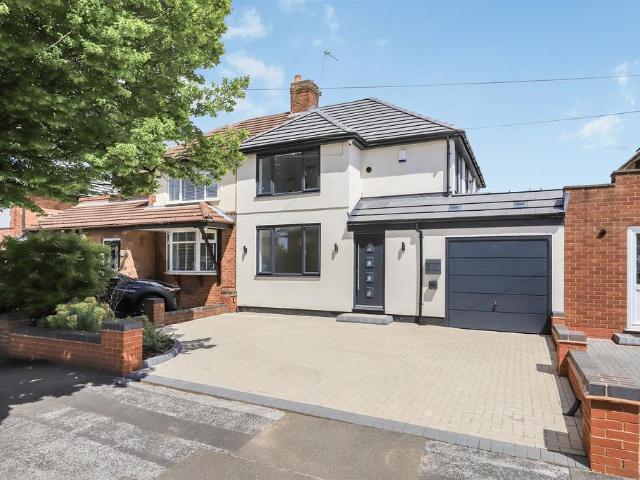 House for sale in Ashmore Lake, Willenhall