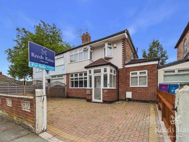 House for sale in Calderstones