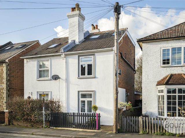 House for sale in Guildford Park, Westborough