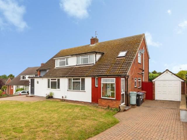 House for sale in Hertford, Colliers End
