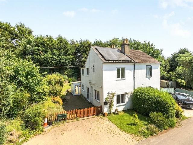 House for sale in Sandown Park, Kent