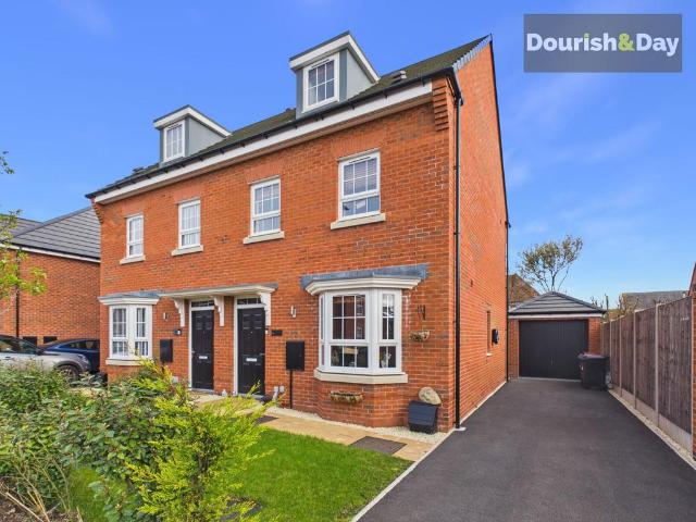 House for sale in Market Drayton, Shropshire