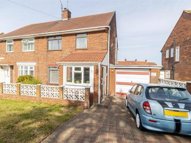 House for sale in New York, North Tyneside