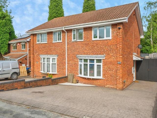 House for sale in Hockley, Kettlebrook