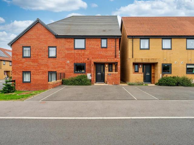House for sale in Eaton Park, Yatton