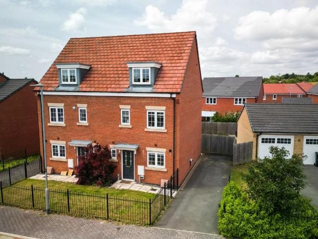 House for sale in Stanford On Avon, Leicestershire