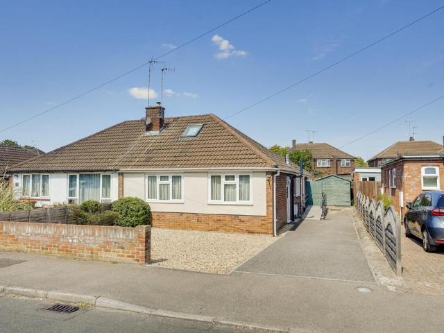 House for sale in Leighton-Linslade, Leighton Buzzard