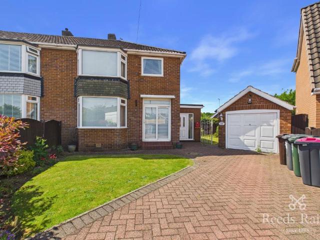 House for sale in Wickersley, South Yorkshire