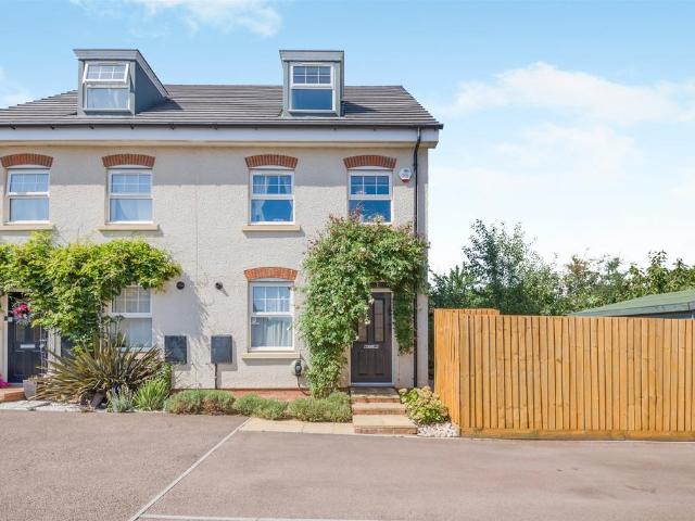 House for sale in Monmouth, Wales