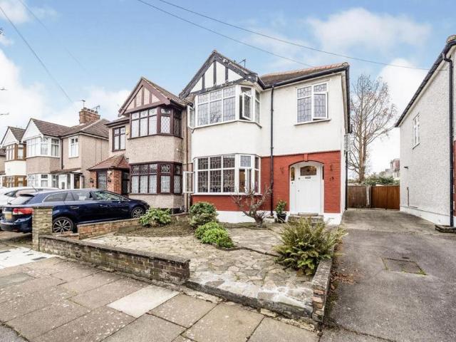 House for sale in Barkingside, Greater London