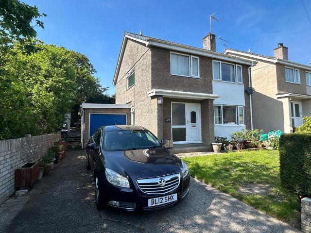House for sale in Llanfair Pwllgwyngyll, Wales
