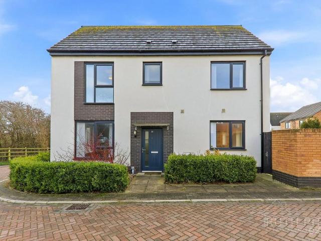 House for sale in South Elmsall, West Yorkshire