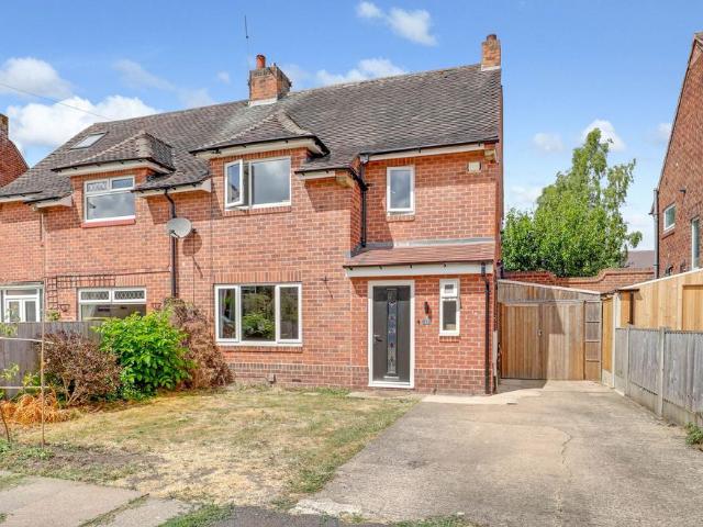 House for sale in Barton In Fabis, East Midlands