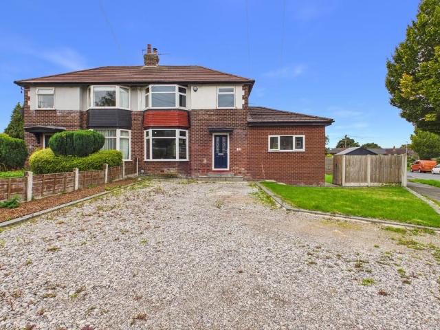 House for sale in Hyde, Tameside