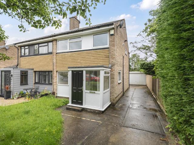 House for sale in Alwoodley, West Yorkshire