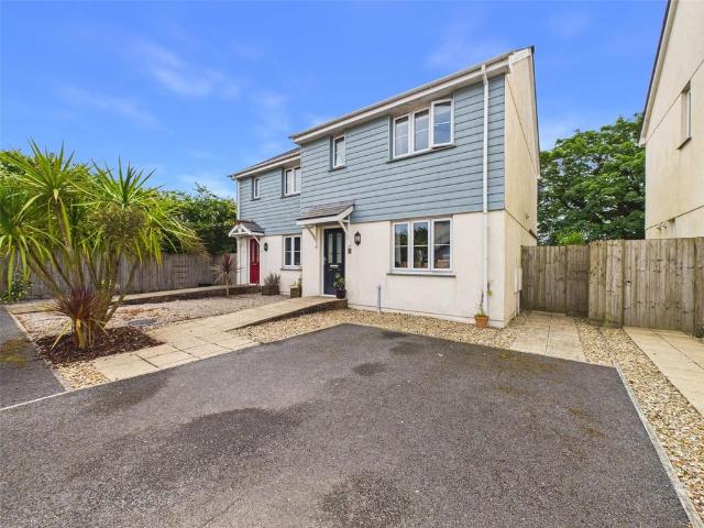 House for sale in Kilkhampton, Cornwall