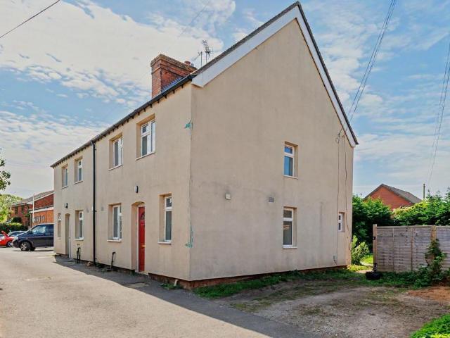 House for sale in Alderminster, Warwickshire