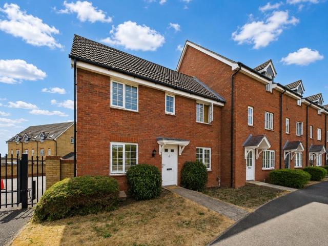 House for sale in Hampton Hargate, Peterborough