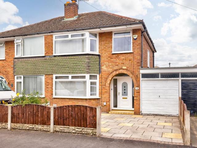 House for sale in Kennessee Green, Maghull