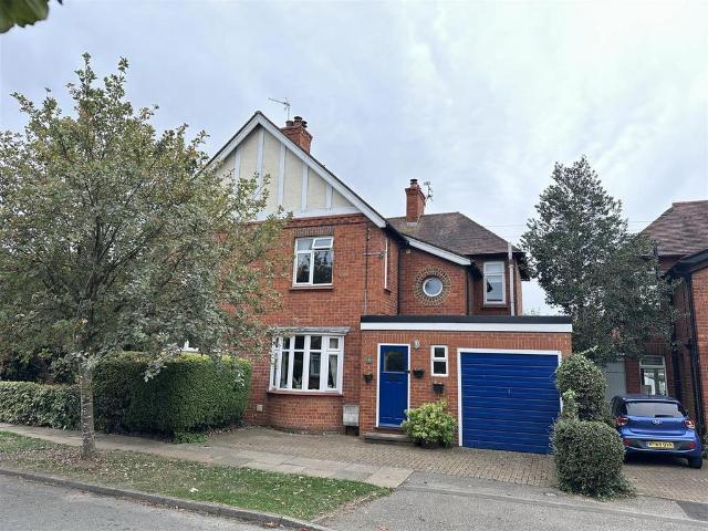 House for sale in Calverton End, Milton Keynes