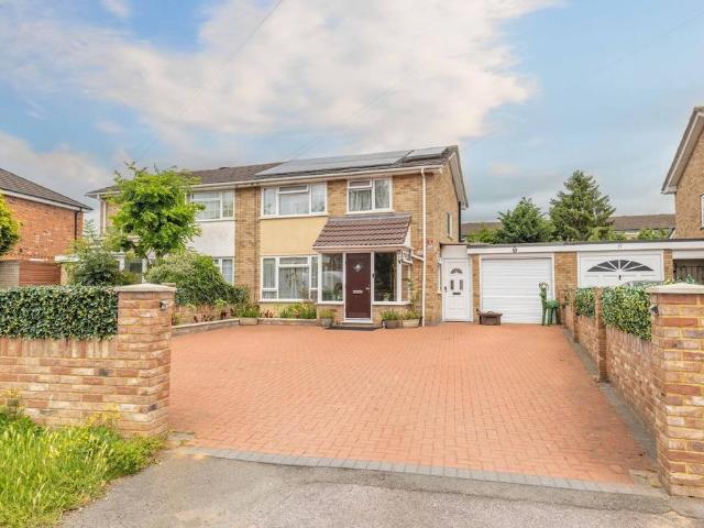 House for sale in Beaconsfield, Penn Bottom
