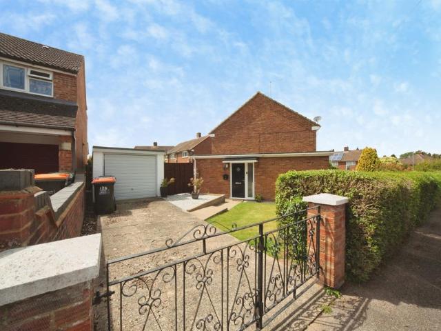 House for sale in Dunstable, Bedfordshire