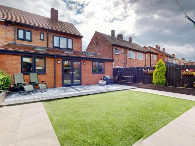 House for sale in Horsley Hill, South Shields