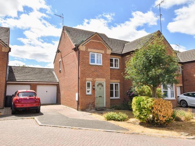 House for sale in Towcester, Northamptonshire
